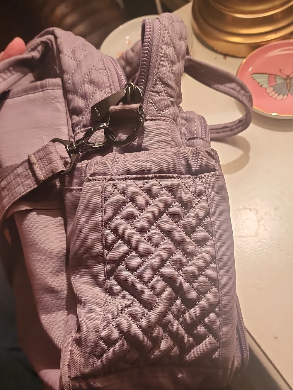 lug quilted light